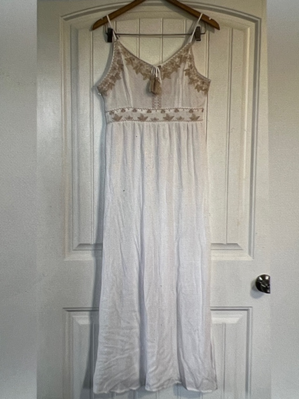 Japna embroidered Maxi Dress